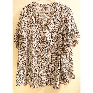 Catherine’s leaf print blouse 2x petite